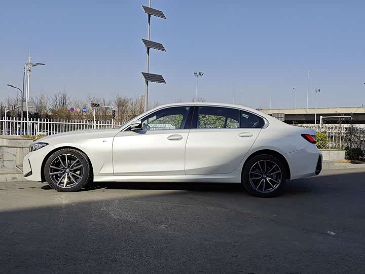 Фото 4 - BMW 3 Series