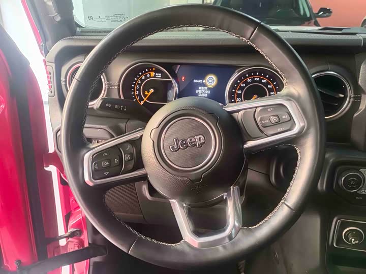 Фото 5 - Jeep Gladiator