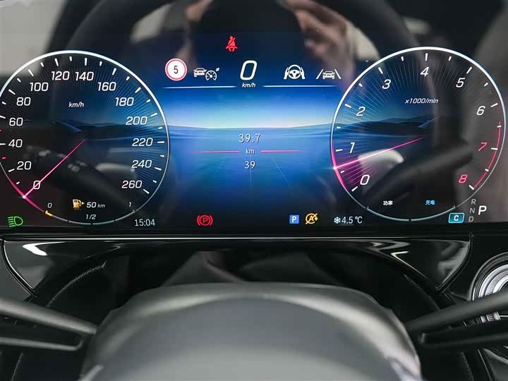 Фото 7 - Mercedes-Benz E-Class