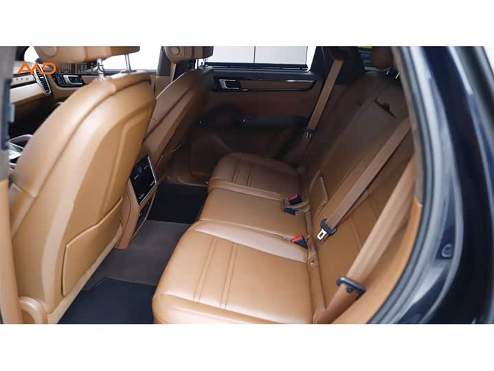 Фото 7 - Porsche Cayenne