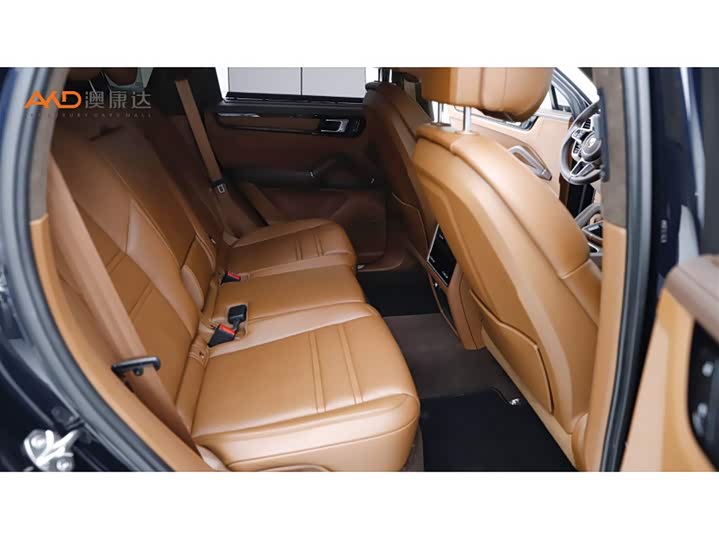 Фото 8 - Porsche Cayenne