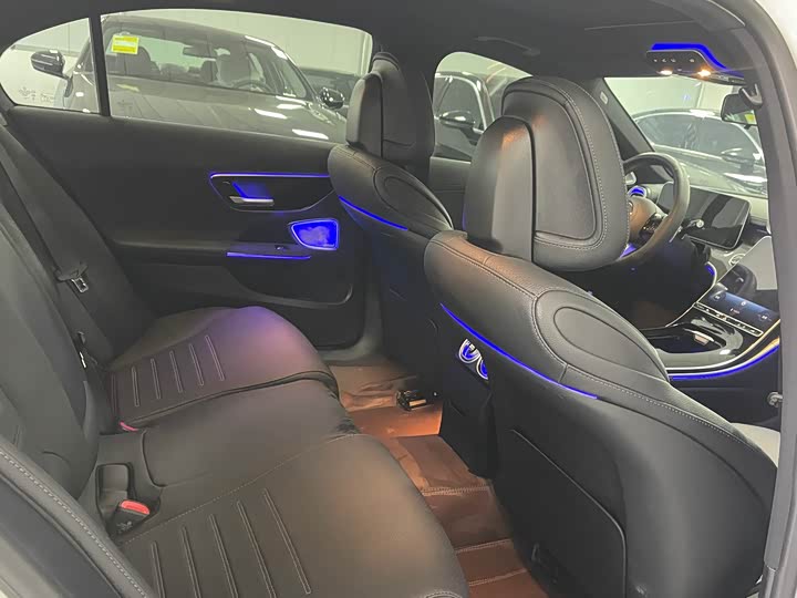 Фото 5 - Mercedes-Benz C-Class