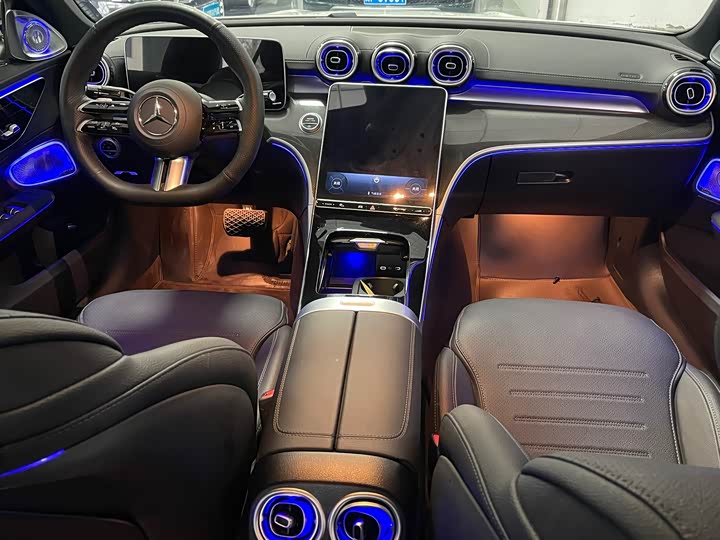 Фото 6 - Mercedes-Benz C-Class