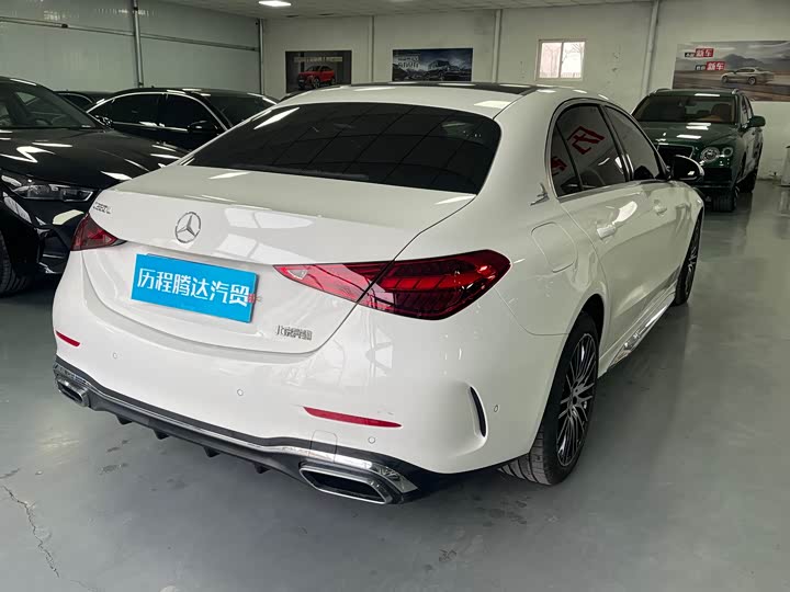 Фото 7 - Mercedes-Benz C-Class