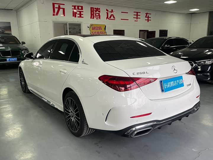 Фото 9 - Mercedes-Benz C-Class