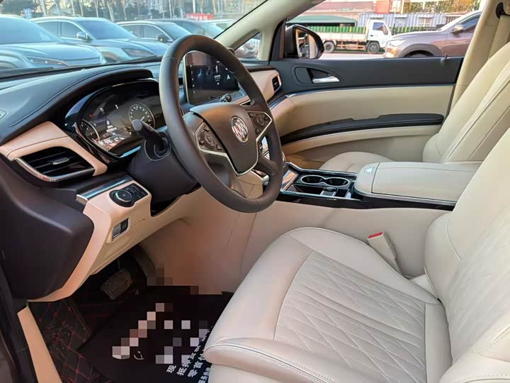 Фото 5 - Buick GL8 ES