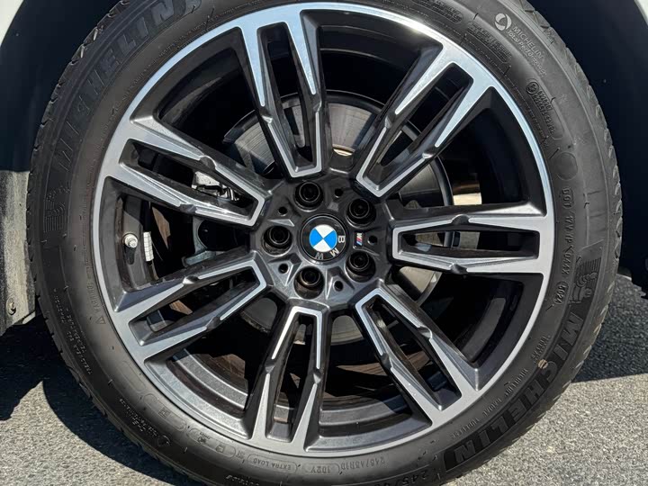 Фото 5 - BMW 5 Series