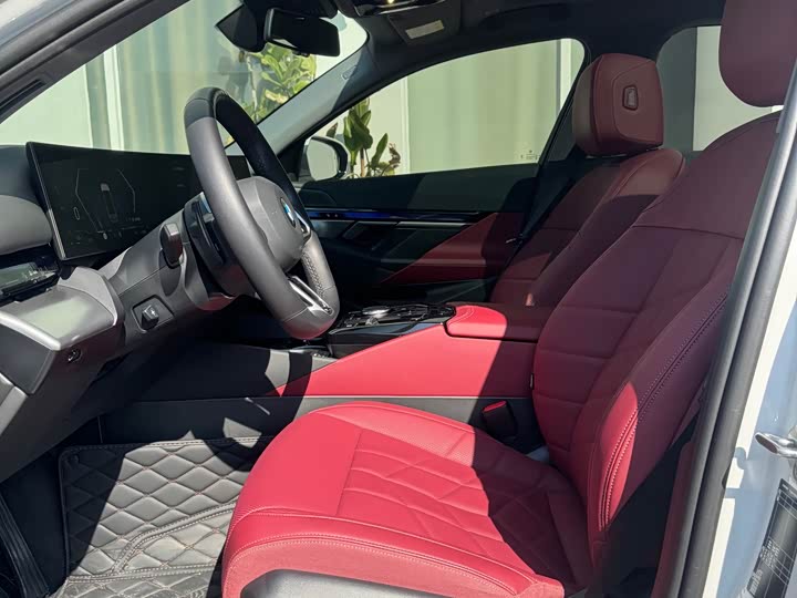 Фото 6 - BMW 5 Series