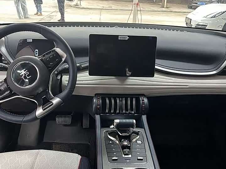 Фото 5 - BYD Yuan Plus