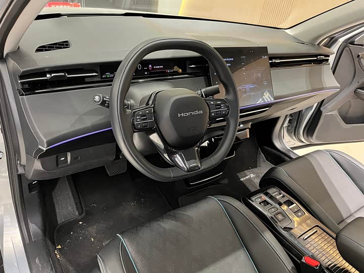 Фото 7 - Honda e:NP2