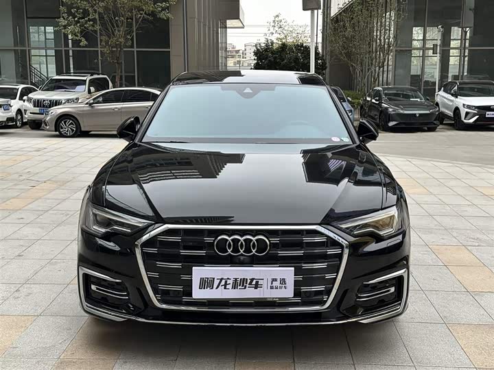Фото 6 - Audi A6L