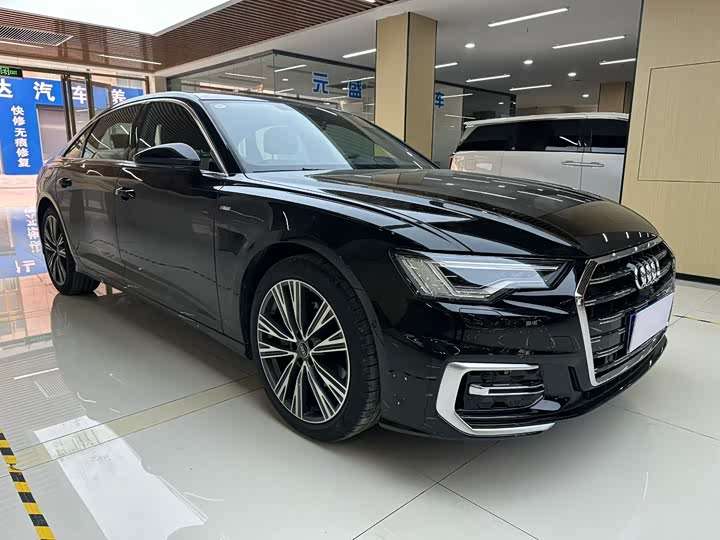 Фото 3 - Audi A6L