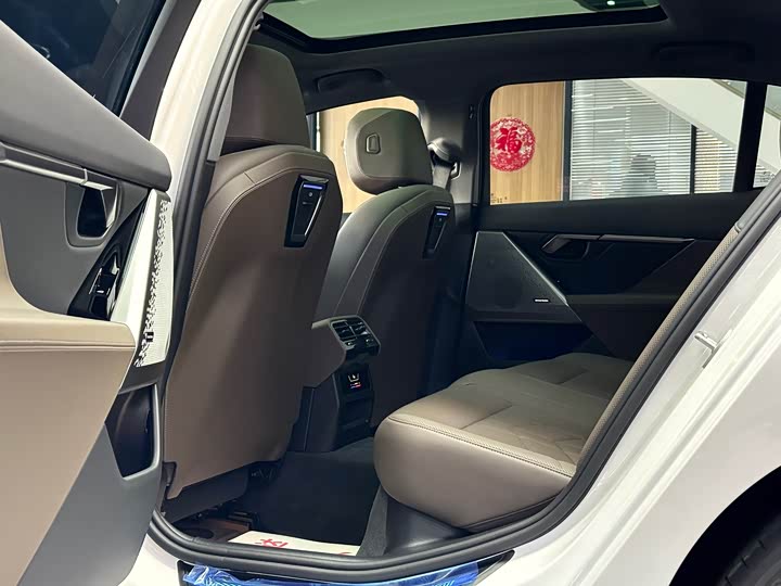 Фото 8 - BMW 5 Series