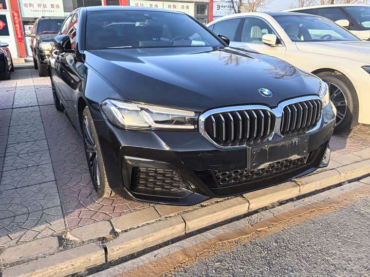 Фото 1 - BMW 5 Series