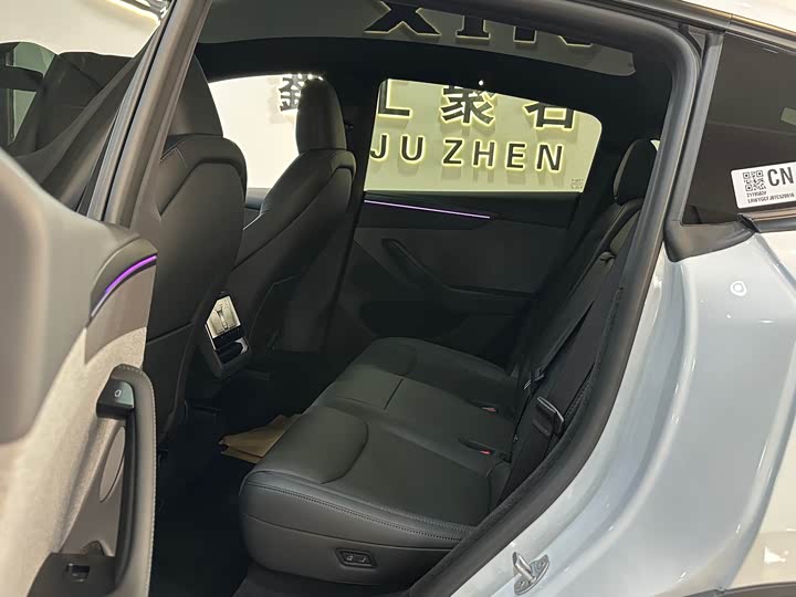 Фото 9 - Tesla Model Y