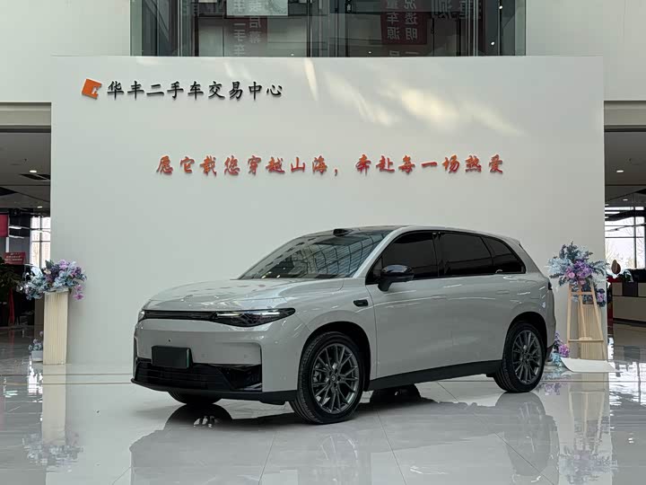 Фото 1 - Leapmotor C10