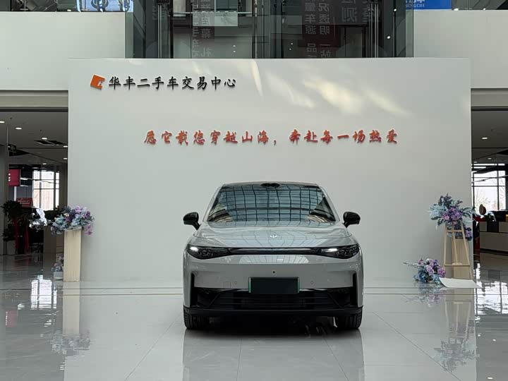 Фото 2 - Leapmotor C10