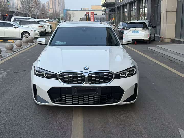 Фото 2 - BMW 3 Series