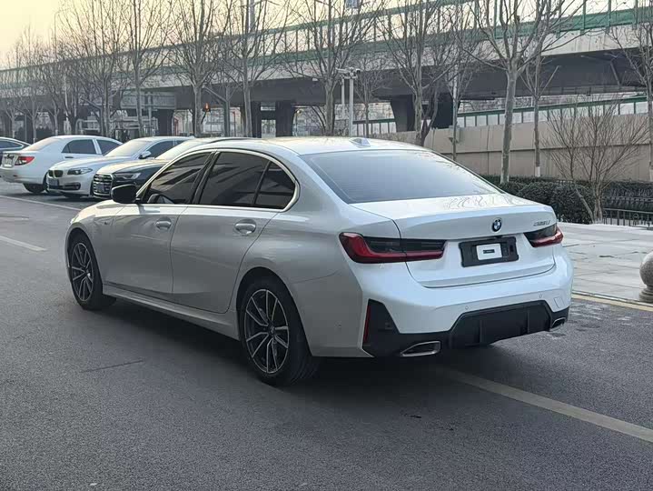 Фото 6 - BMW 3 Series