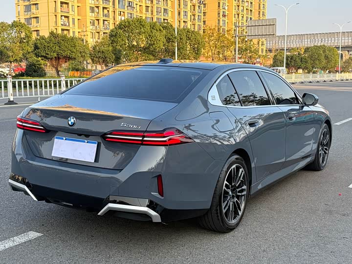 Фото 4 - BMW 5 Series