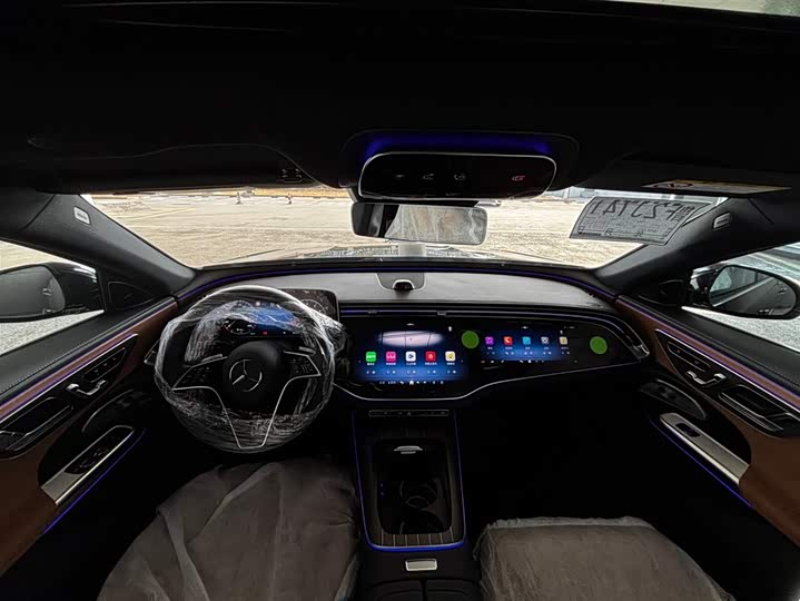 Photo 6 - Mercedes-Benz E-Class