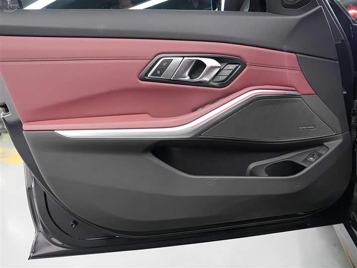 Фото 9 - BMW 3 Series