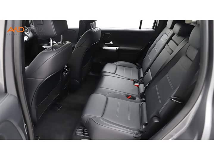 Фото 7 - Mercedes-Benz EQB