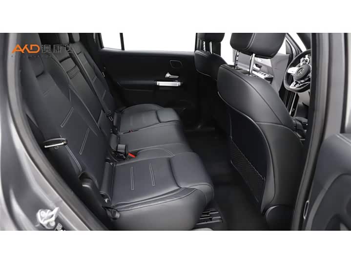 Фото 8 - Mercedes-Benz EQB