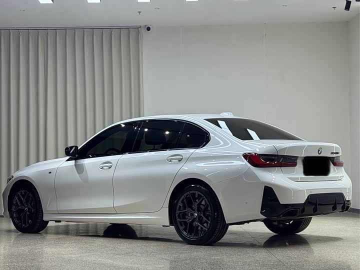 Фото 4 - BMW 3 Series