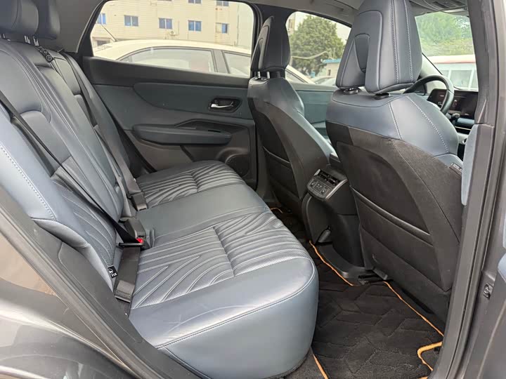 Фото 5 - Nissan Ariya EV