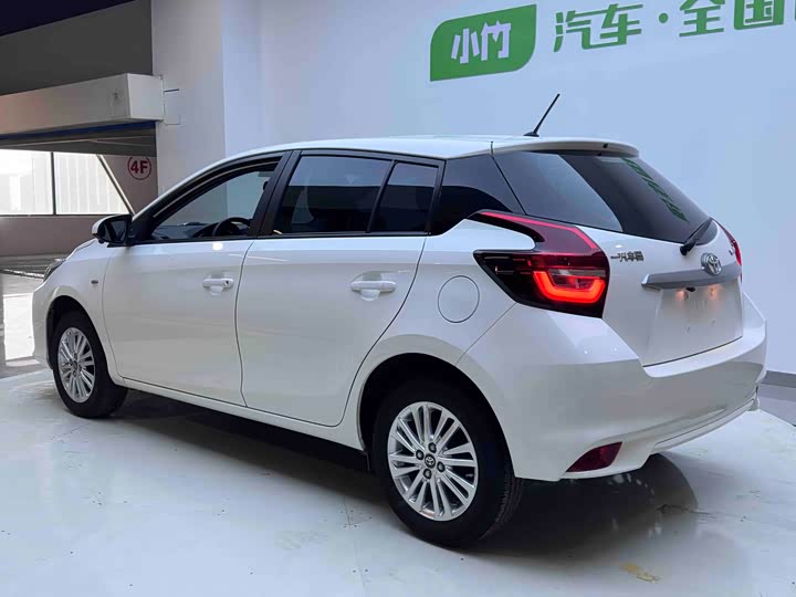 Фото 4 - Toyota Vios FS