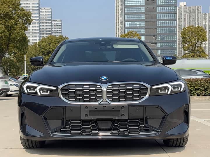 Фото 1 - BMW 3 Series