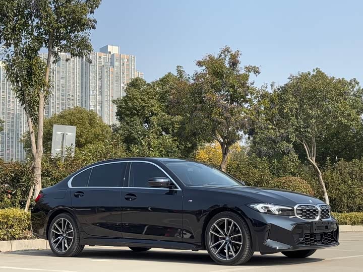 Фото 3 - BMW 3 Series