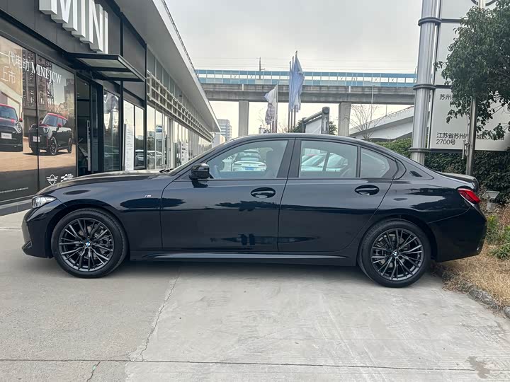 Фото 3 - BMW 3 Series