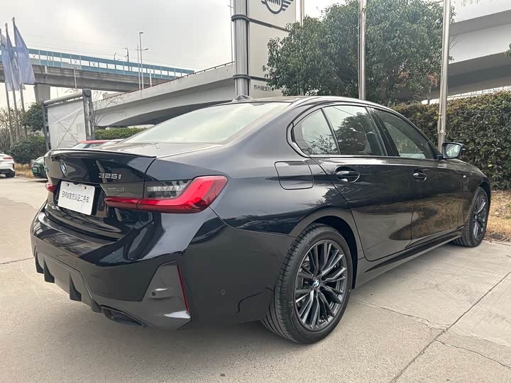 Фото 4 - BMW 3 Series