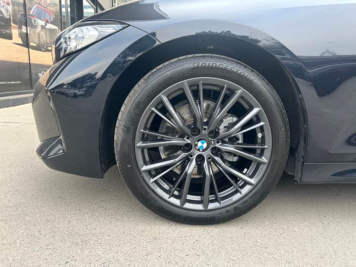 Фото 8 - BMW 3 Series