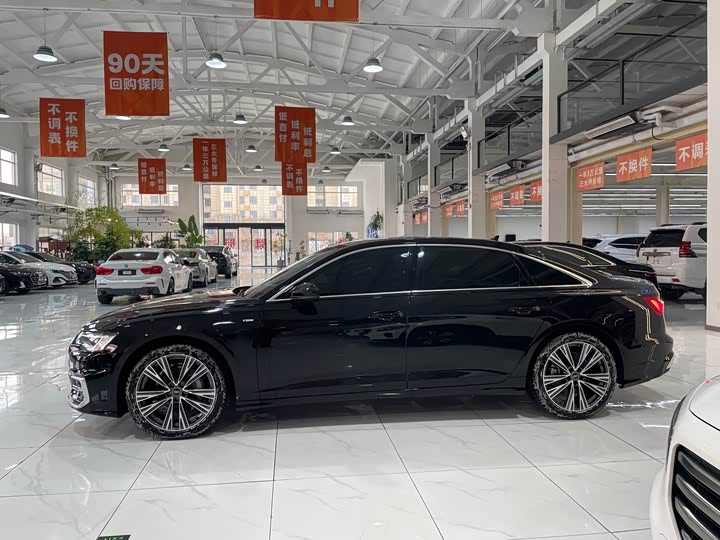 Фото 3 - Audi A6L