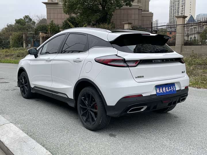 Фото 4 - Geely Emgrand GS