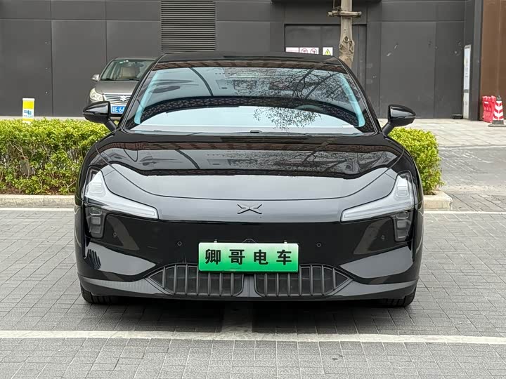 Фото 2 - XPeng Mona M03