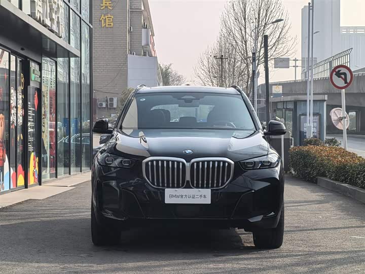 Фото 2 - BMW X5