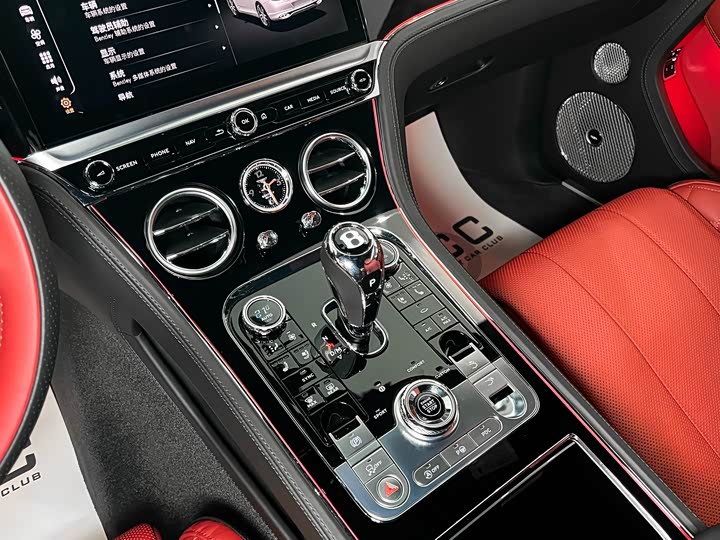 Фото 9 - Bentley Continental GT