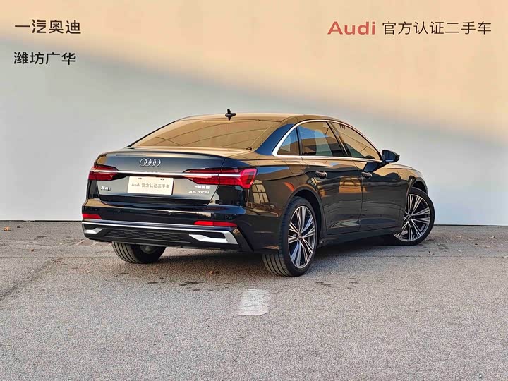 Фото 5 - Audi A6L