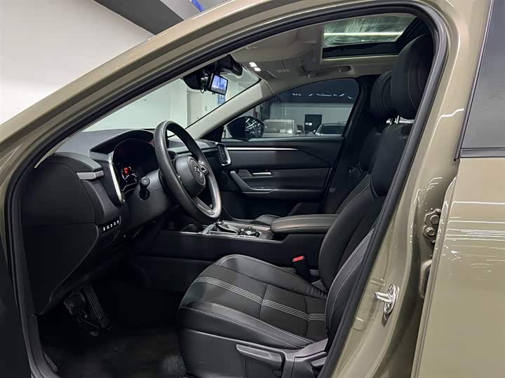 Фото 8 - Mazda CX-50