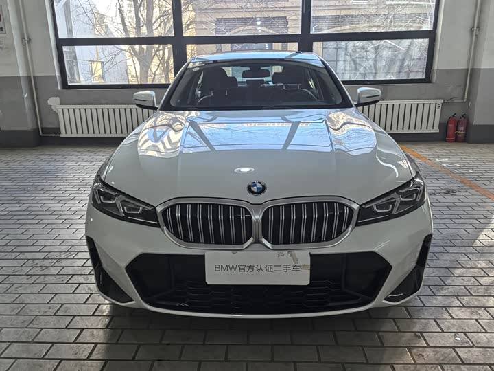 Фото 2 - BMW 3 Series