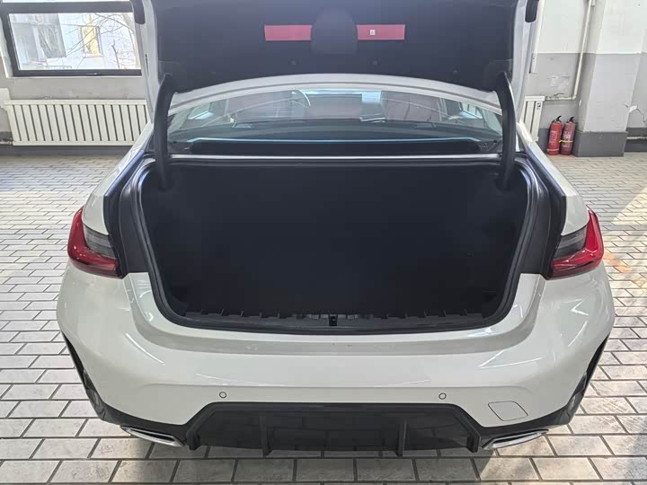 Фото 7 - BMW 3 Series