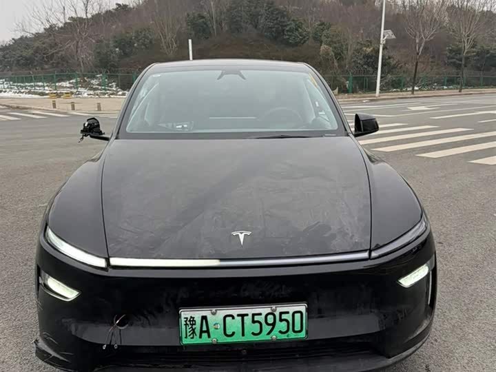 Фото 2 - Tesla Model Y