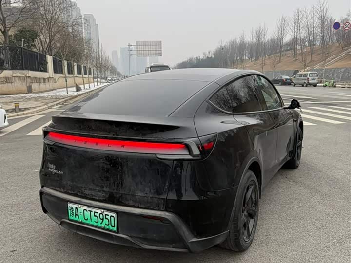 Фото 5 - Tesla Model Y