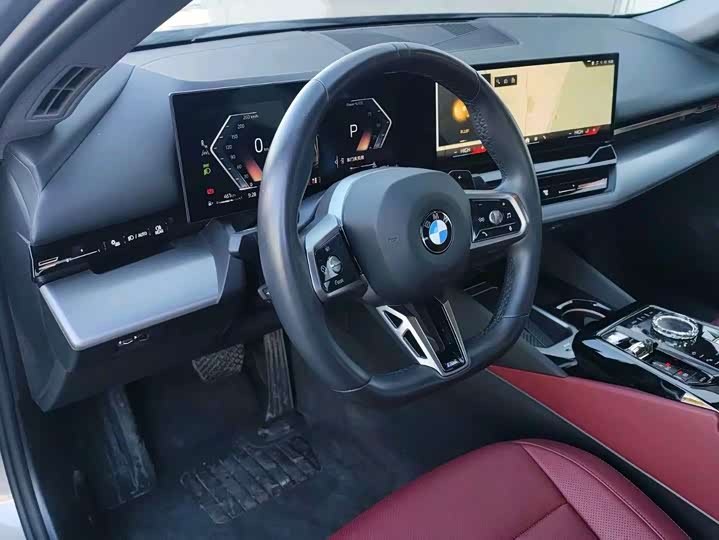 Фото 8 - BMW 5 Series