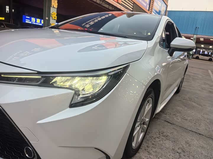 Фото 4 - Toyota Levin