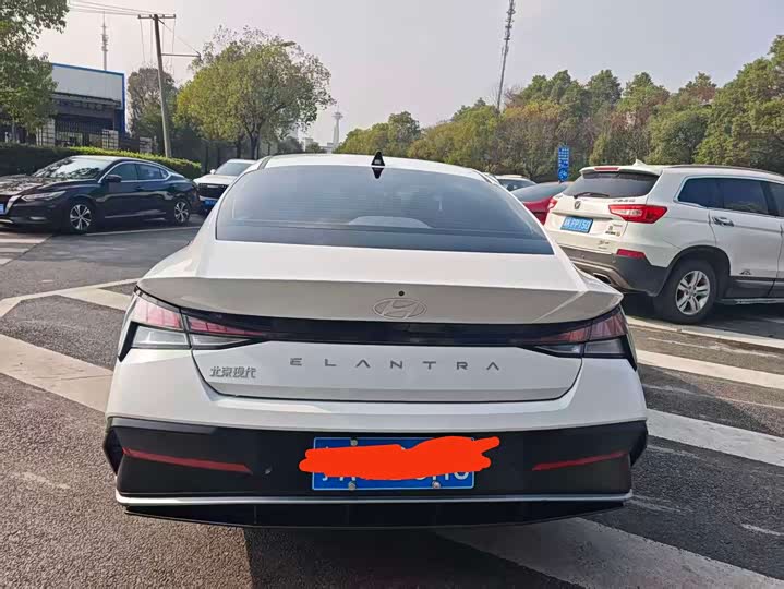 Фото 8 - Hyundai Elantra N line